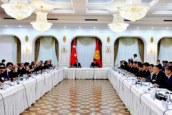 Турецкие бизнесмены поделились с премьер-министром проблемами ведения дел в Кыргызстане